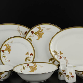 ������� �������� ������ Royal Classics �� 12 ������ 46 ���������